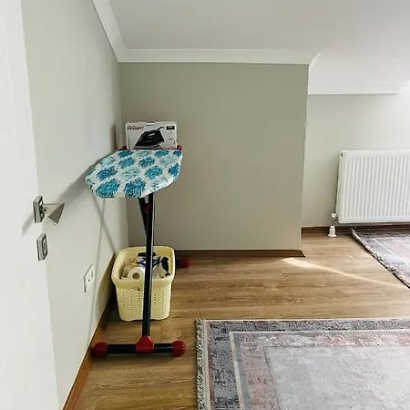 Taksimde Asansorlu Sirin, Luks, Merkezi Apartmán *