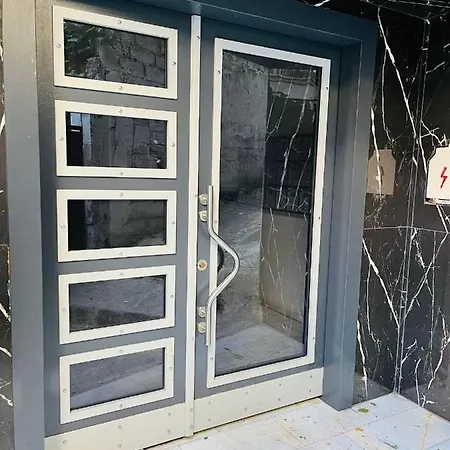 Taksimde Asansorlu Sirin, Luks, Merkezi Apartmán *